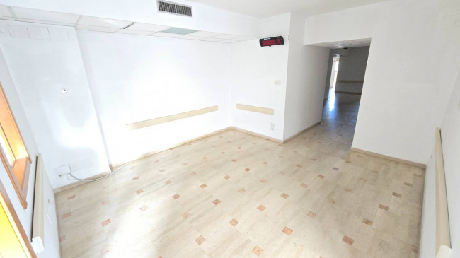 Studio/Ufficio in affitto a Bari