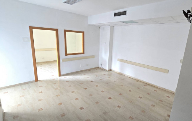Studio/Ufficio in affitto a Bari