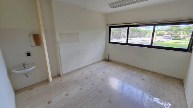 Studio/Ufficio in affitto a Bari