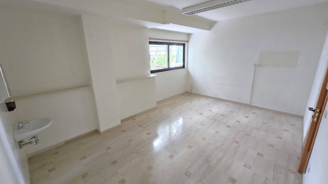Studio/Ufficio in affitto a Bari