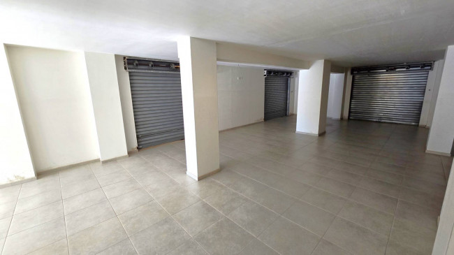 Locale commerciale in affitto a Bari