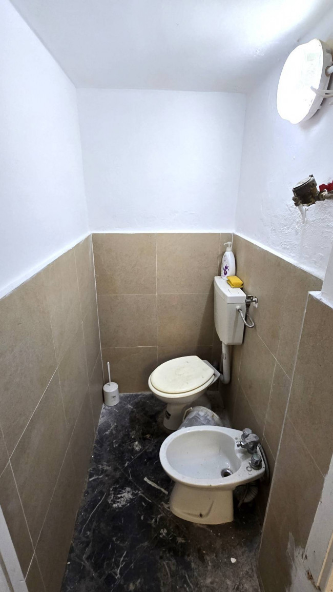 Locale commerciale in affitto a Bari