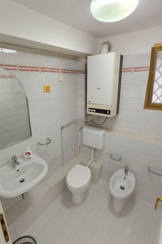 Capannone in vendita a Casamassima