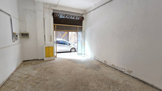 Locale commerciale in affitto a Bari