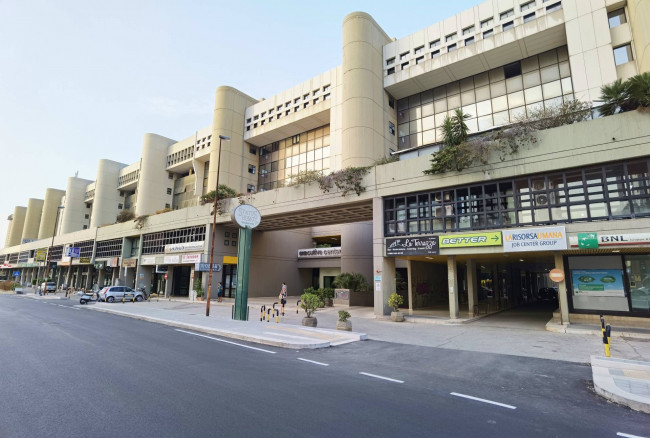 Box o garage in vendita a Bari