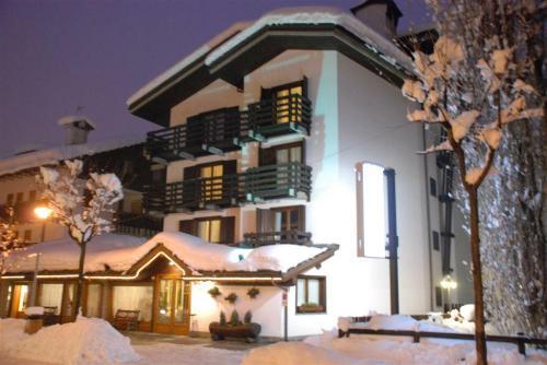  courmayeur vendita quart:  studio bignardi-pre immobiliare