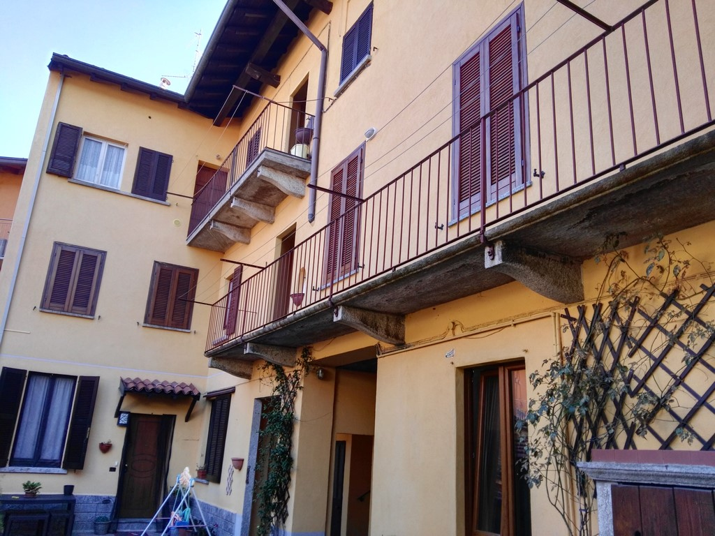  caronno varesino vendita quart:  studio bignardi-pre immobiliare