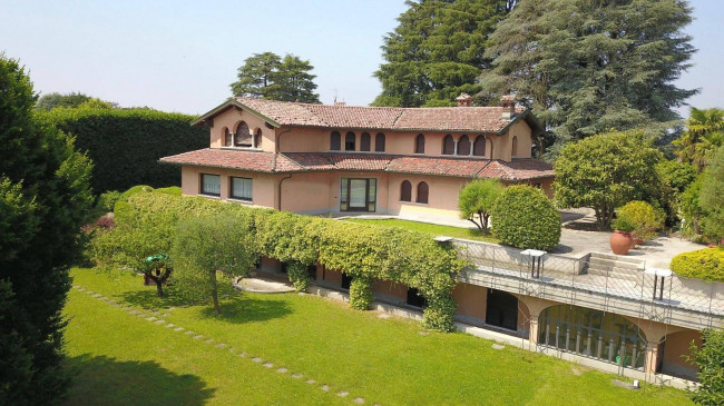 Villa for sale in Cantù