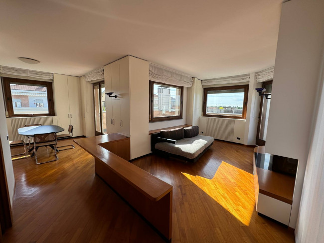 Trilocale in vendita a Figino Serenza