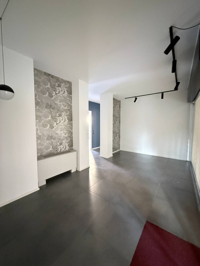 Ufficio in affitto a Carimate