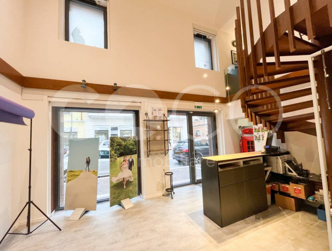Locale commerciale in affitto a Monfalcone