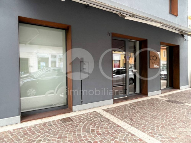 Locale commerciale in affitto a Monfalcone