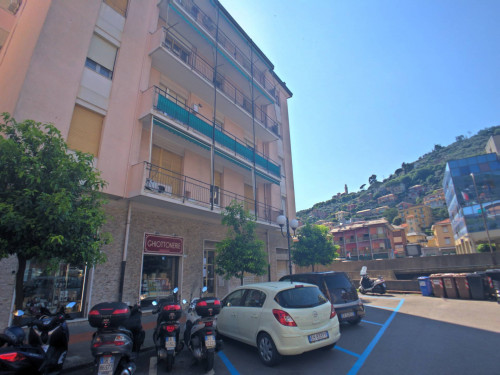 Apartment for Holiday rent to Recco