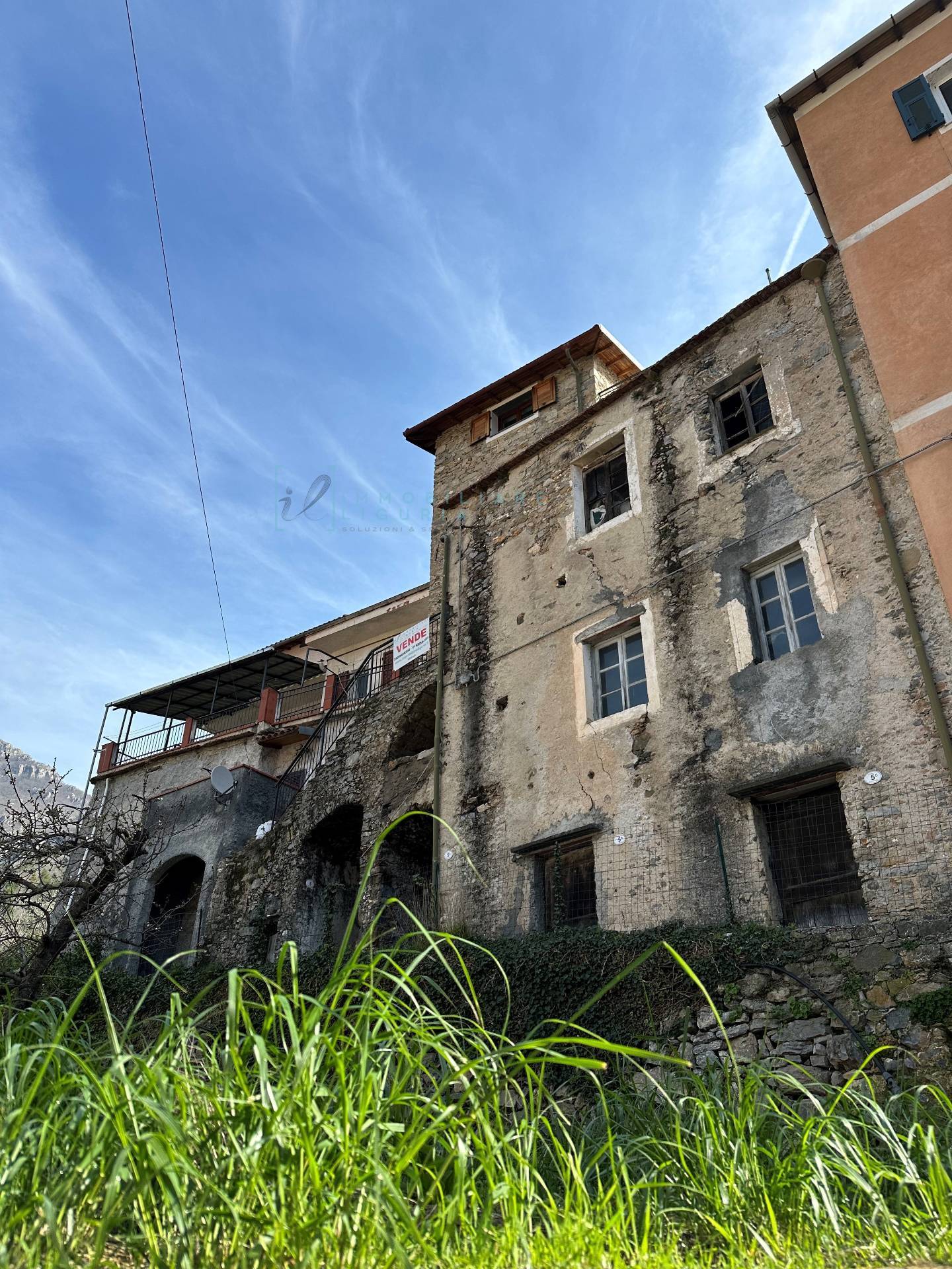 Rustico in vendita a Vesallo, Castelbianco (SV)