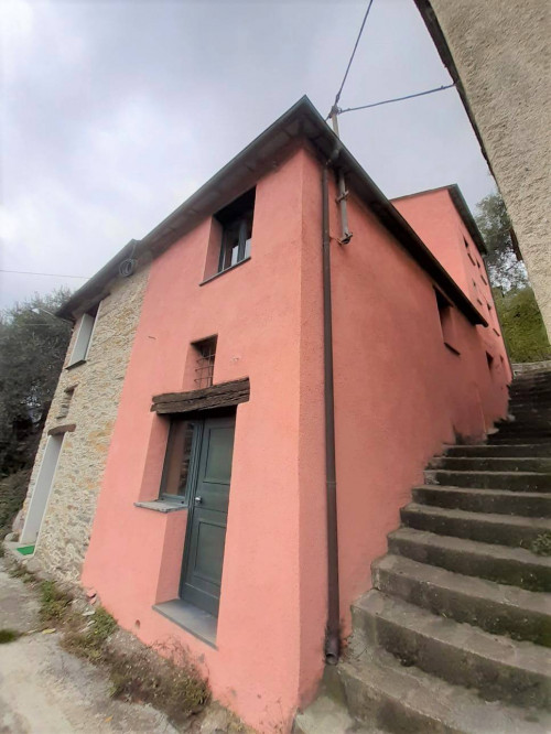 Rustico in vendita a Borghetto d'Arroscia