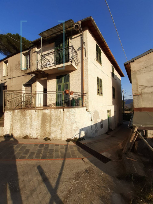 Appartamento in Vendita a Borghetto d'Arroscia
