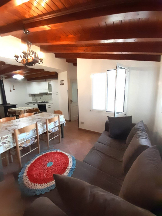 Rustico in vendita a Pieve di Teco