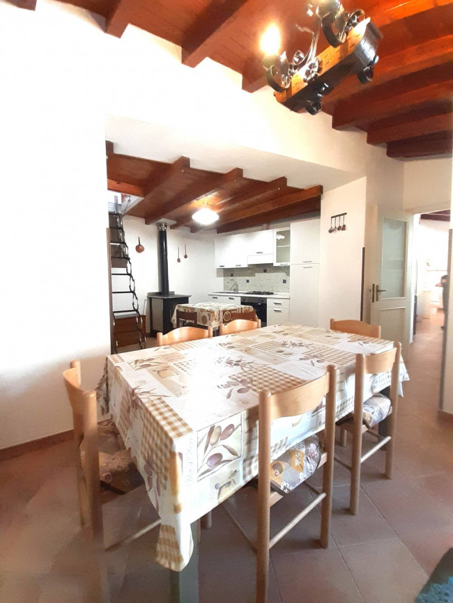 Rustico in vendita a Pieve di Teco