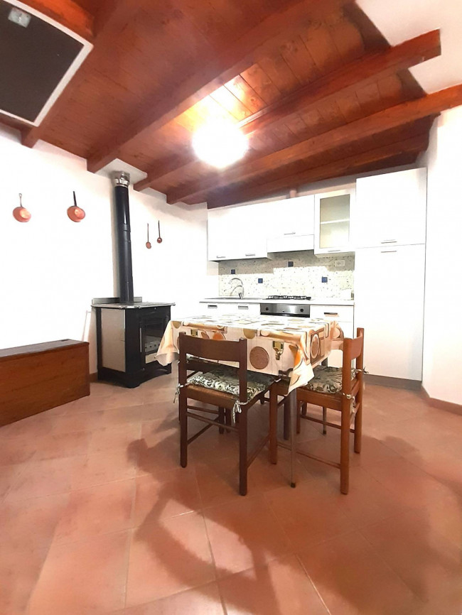 Rustico in vendita a Pieve di Teco