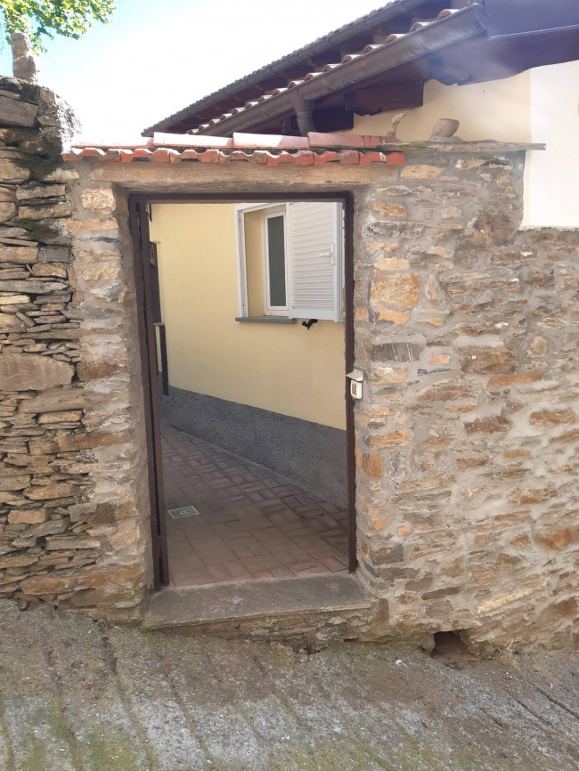 Rustico in vendita a Pieve di Teco