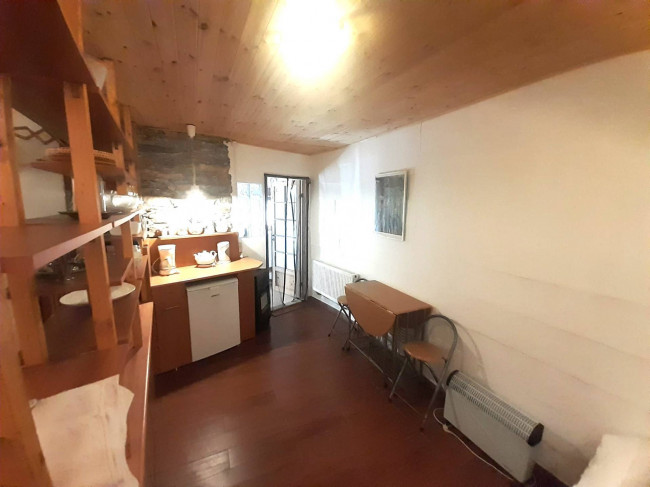 Rustico in vendita a Rezzo