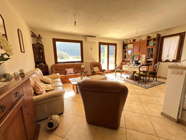 Villa in vendita a Villanova d'Albenga