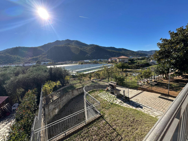 Villa in vendita a Villanova d'Albenga