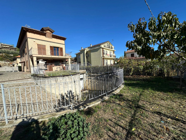 Villa in vendita a Villanova d'Albenga