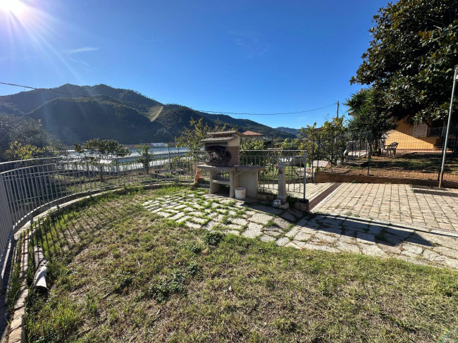 Villa in vendita a Villanova d'Albenga