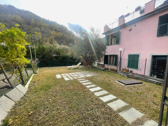  zu verkauf in Vessalico