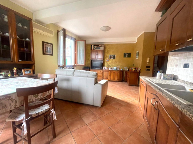  zu verkauf in Vessalico