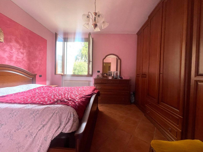  zu verkauf in Vessalico