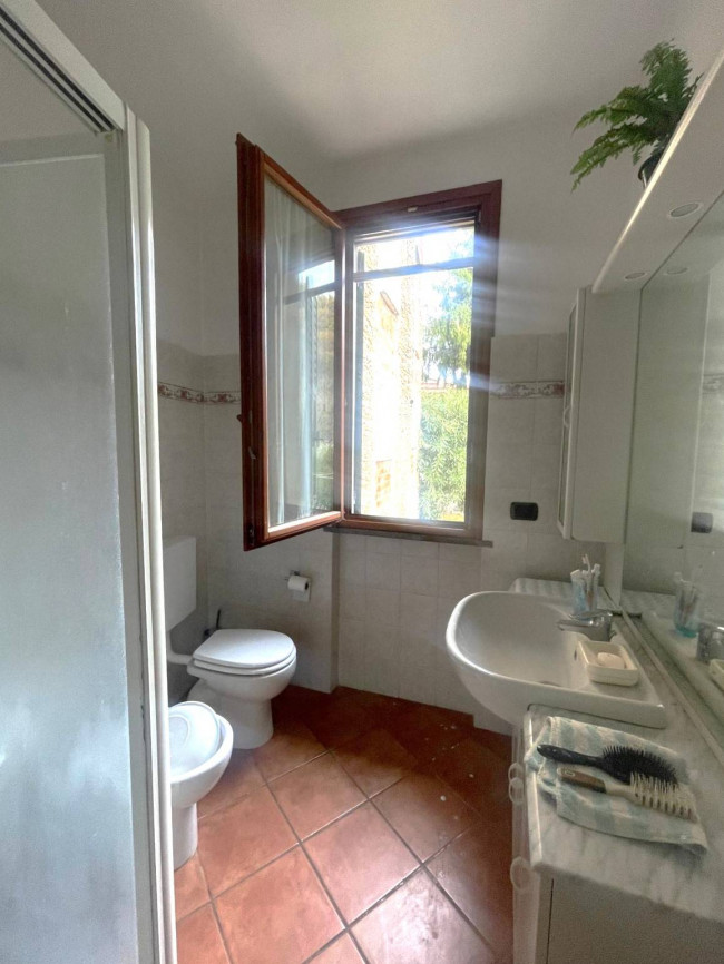  zu verkauf in Vessalico