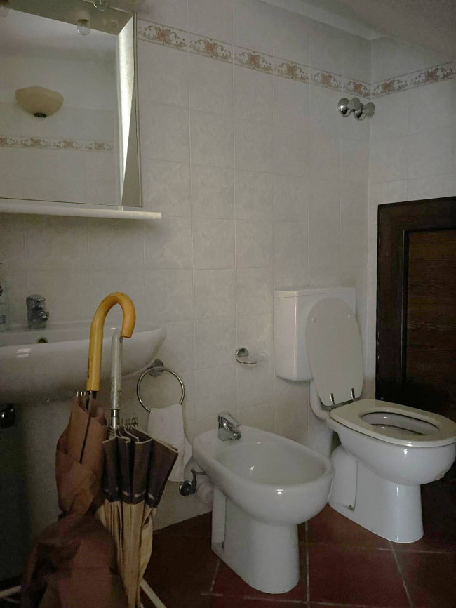  zu verkauf in Vessalico