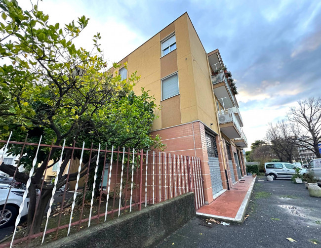 Appartamento in vendita a Albenga