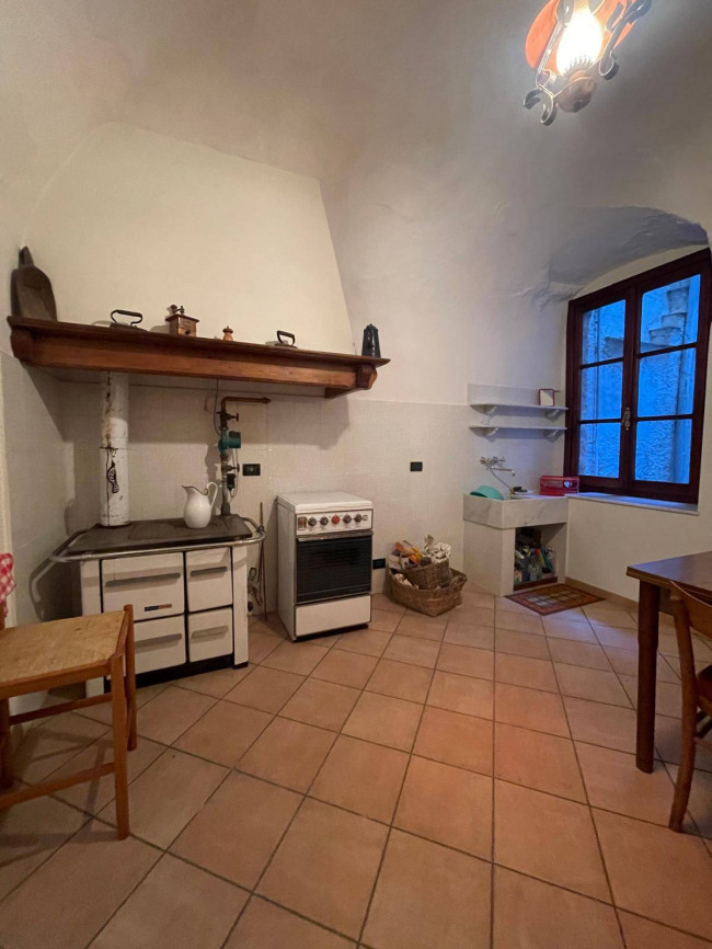 Casa singola in vendita a Pieve di Teco