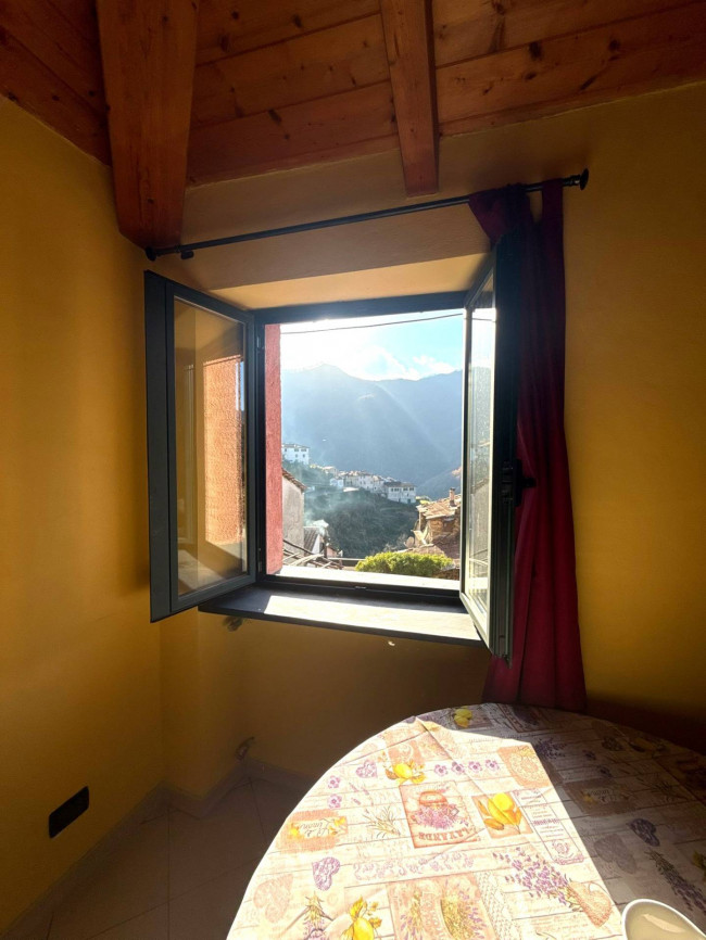 Rustico in vendita a Borghetto d'Arroscia