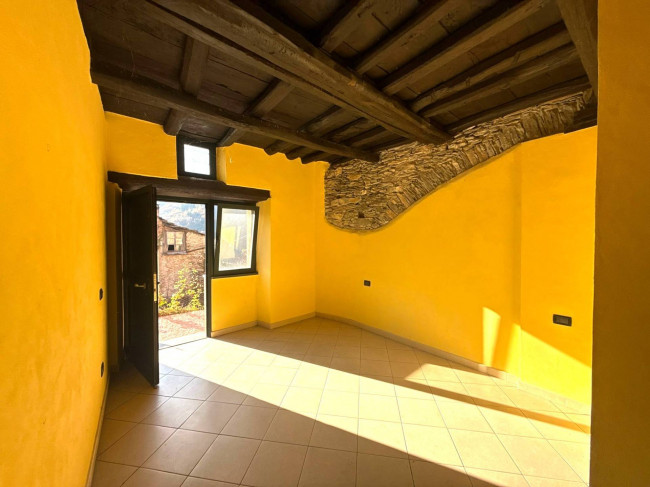 Rustico in vendita a Borghetto d'Arroscia