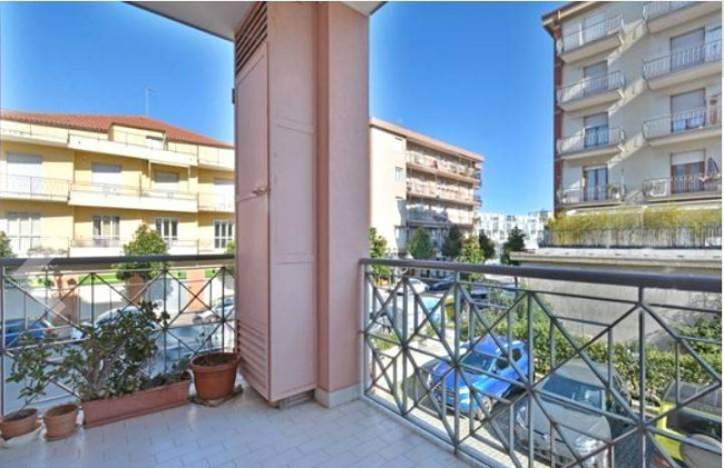 Appartamento in vendita a Albenga