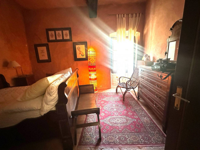 Rustico in vendita a Castelvecchio di Rocca Barbena