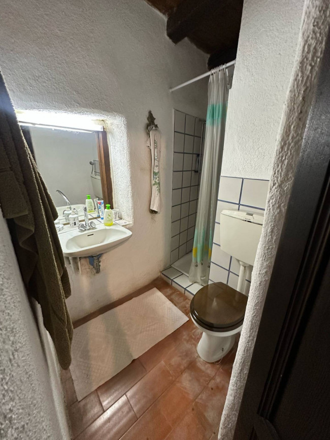 Rustico in vendita a Castelvecchio di Rocca Barbena