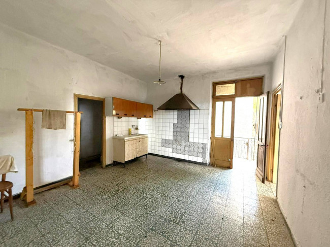 Rustico in vendita a Borghetto d'Arroscia