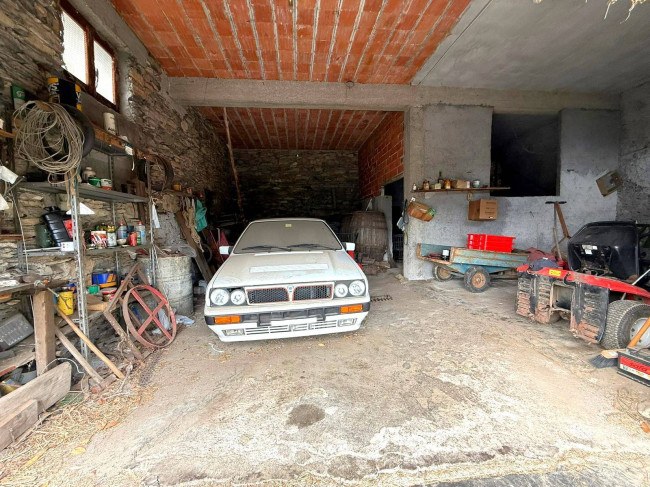 Rustico in vendita a Borghetto d'Arroscia