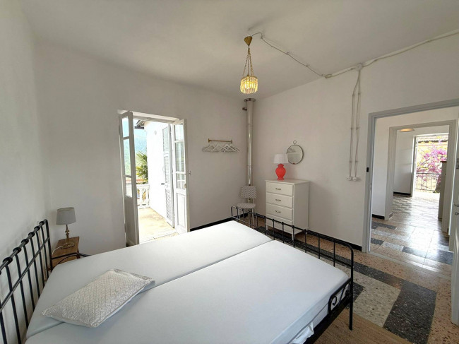  zu verkauf in Borghetto d'Arroscia