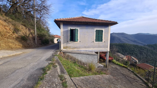 Rustico in vendita a Casanova Lerrone