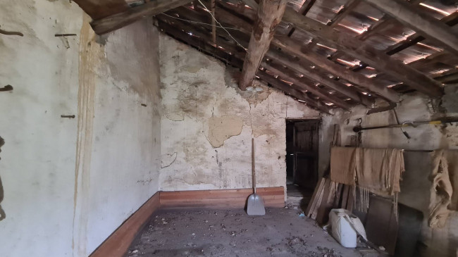 Rustico in vendita a Casanova Lerrone