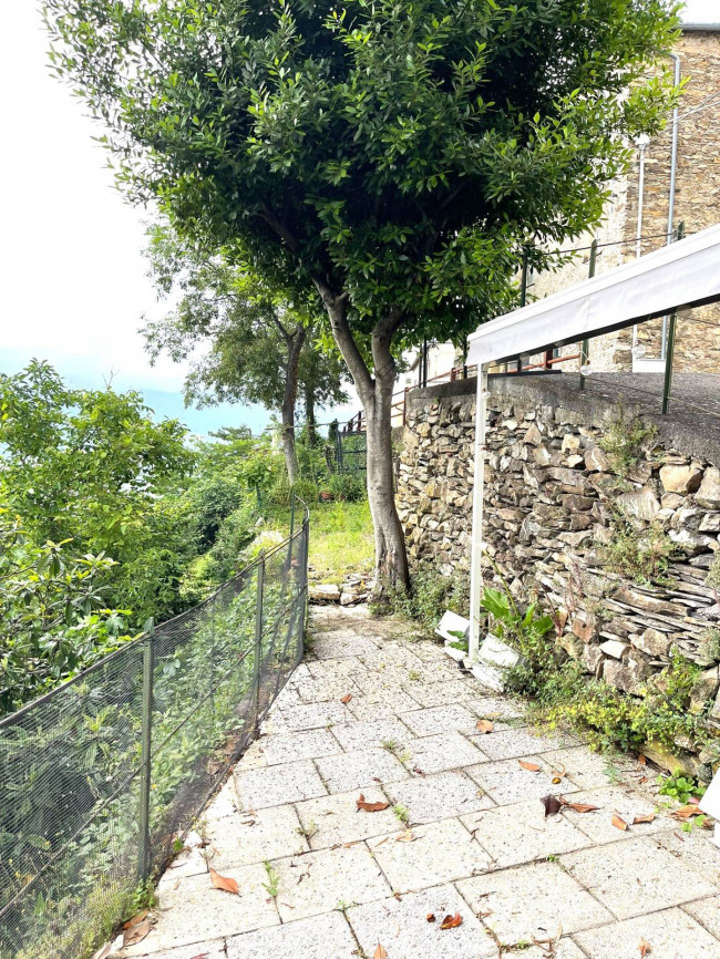 Rustico in vendita a Borghetto d'Arroscia