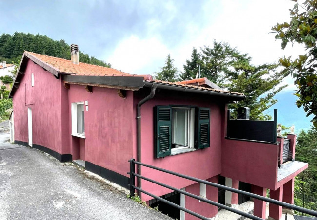 Rustico in Vendita a Borghetto d'Arroscia