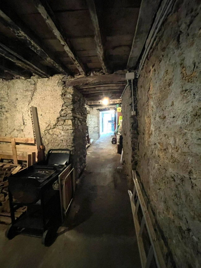 Rustico in vendita a Borghetto d'Arroscia