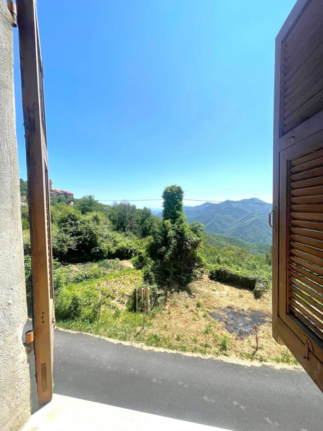 Casa singola in vendita a Pieve di Teco